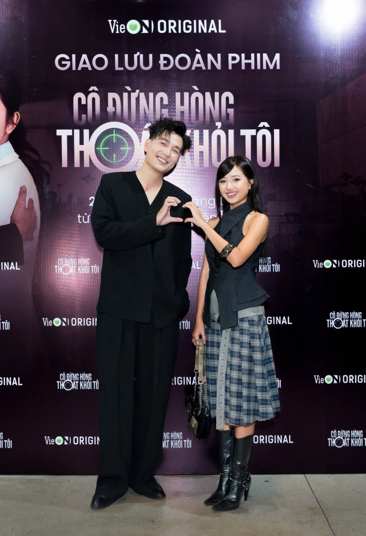 Clip hot: Bắt gặp mỹ nhân Running Man Việt xuất hiện cùng bạn trai nam thần, chỉ 1 hành động đập tan tin đồn chia tay- Ảnh 8. Clip hot: Bắt gặp mỹ nhân Running Man Việt xuất hiện cùng bạn trai nam thần, chỉ 1 hành động đập tan tin đồn chia tay- Ảnh 8.