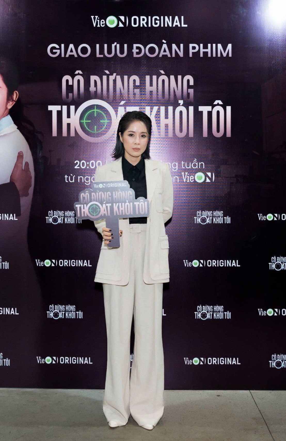 Clip hot: Bắt gặp mỹ nhân Running Man Việt xuất hiện cùng bạn trai nam thần, chỉ 1 hành động đập tan tin đồn chia tay- Ảnh 6. Clip hot: Bắt gặp mỹ nhân Running Man Việt xuất hiện cùng bạn trai nam thần, chỉ 1 hành động đập tan tin đồn chia tay- Ảnh 6.