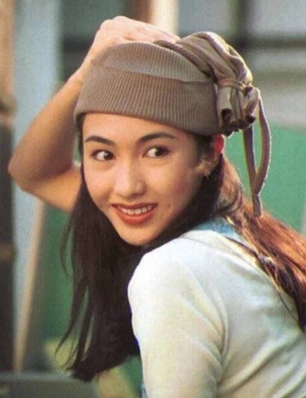 Đệ nhất mỹ nhân Hong Kong bị đồn yêu Lý Hùng, giải nghệ vì 2 người đàn ông tàn tật bây giờ ra sao?- Ảnh 2.