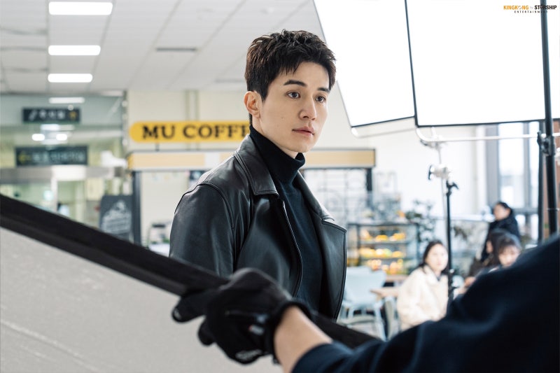 Nhan sắc giả dối của Lee Dong Wook- Ảnh 5.