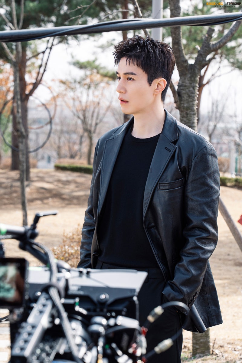 Nhan sắc giả dối của Lee Dong Wook- Ảnh 4.