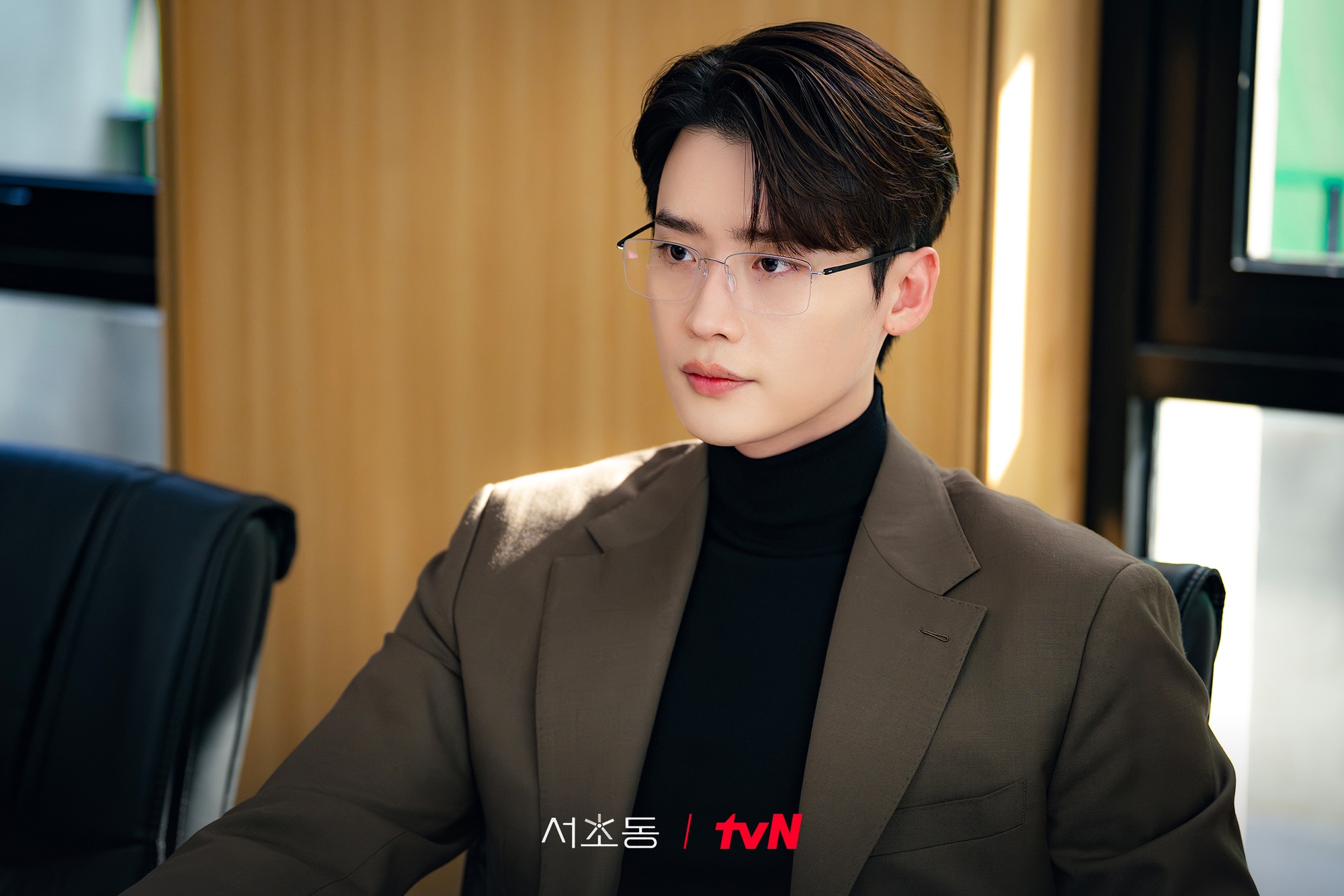 Tài phiệt đẹp nhất Hàn Quốc hiện tại: Siêu giàu từ phim đến đời, visual bén đứt tay đến chị em cũng phải ghen tị- Ảnh 2. Tài phiệt đẹp nhất Hàn Quốc hiện tại: Siêu giàu từ phim đến đời, visual bén đứt tay đến chị em cũng phải ghen tị- Ảnh 2.