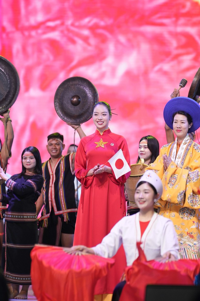 Thanh Thủy đón tiếp công chúa Nhật Bản- Ảnh 4.