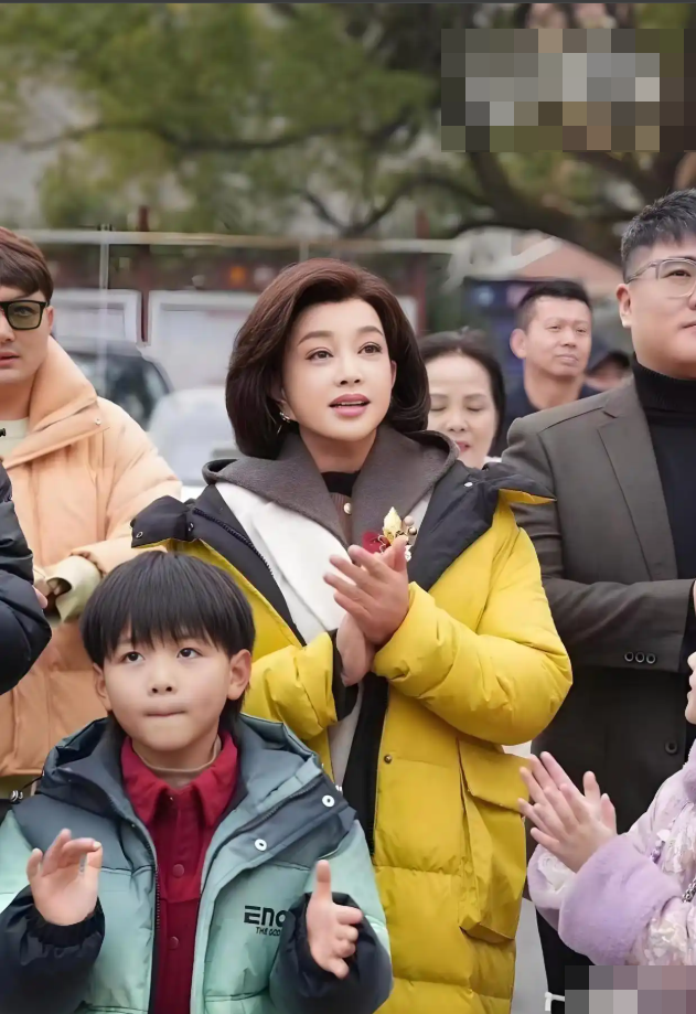 Phim ngôn tình mới khởi quay đã bị chê tan nát, nữ chính hơn nam chính 38 tuổi quá sốc- Ảnh 2. Phim ngôn tình mới khởi quay đã bị chê tan nát, nữ chính hơn nam chính 38 tuổi quá sốc- Ảnh 2.