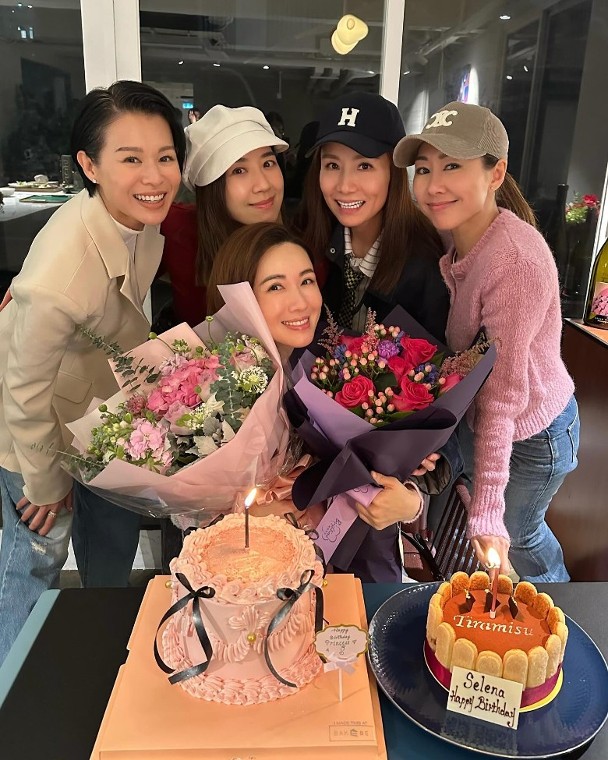 Lý Thi Hoa tìm cách cân bằng sau khi chia tay mối tình 9 năm- Ảnh 1. Lý Thi Hoa tìm cách cân bằng sau khi chia tay mối tình 9 năm- Ảnh 1.