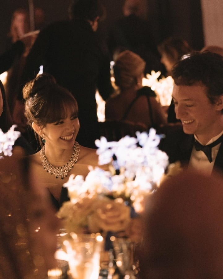 Bạn trai Lisa (BLACKPINK) làm gì bên Jisoo thế này?- Ảnh 6. Bạn trai Lisa (BLACKPINK) làm gì bên Jisoo thế này?- Ảnh 6.