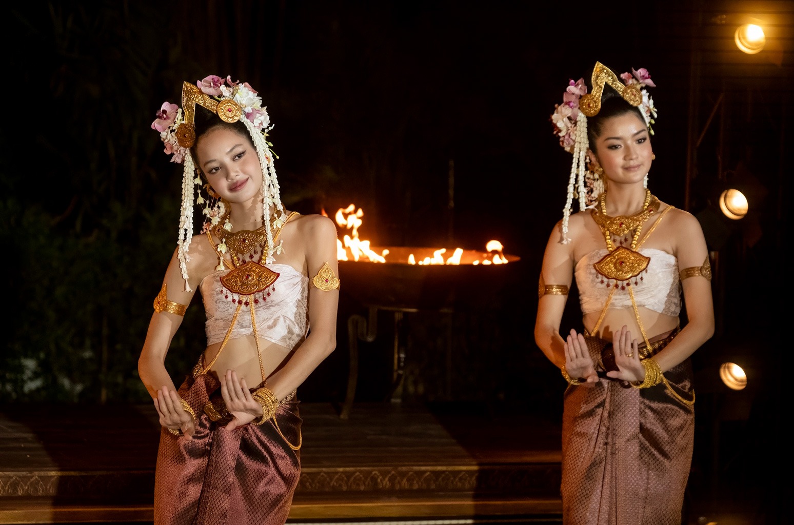 Sốc: Lisa (BLACKPINK) suýt mất vai diễn vì... Jennie- Ảnh 4.