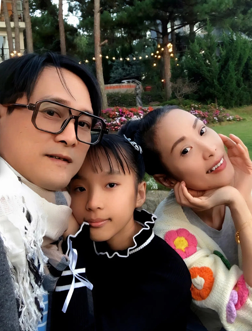 lkn-1764847001136-17648470015041960142749 "Biểu tượng gợi cảm" một thời: 8 năm ở ẩn, chuyển về biệt thự 400 m2 tại Đà Lạt để chữa bệnh lkn 1764847001136 17648470015041960142749