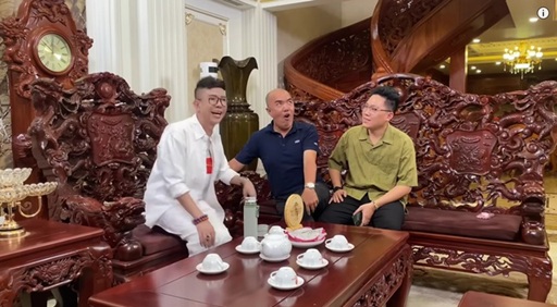 Nam ca sĩ từng bị Hoài Linh cấm hát 1 năm, giờ sở hữu dinh thự nghìn tỷ TP.HCM- Ảnh 1.