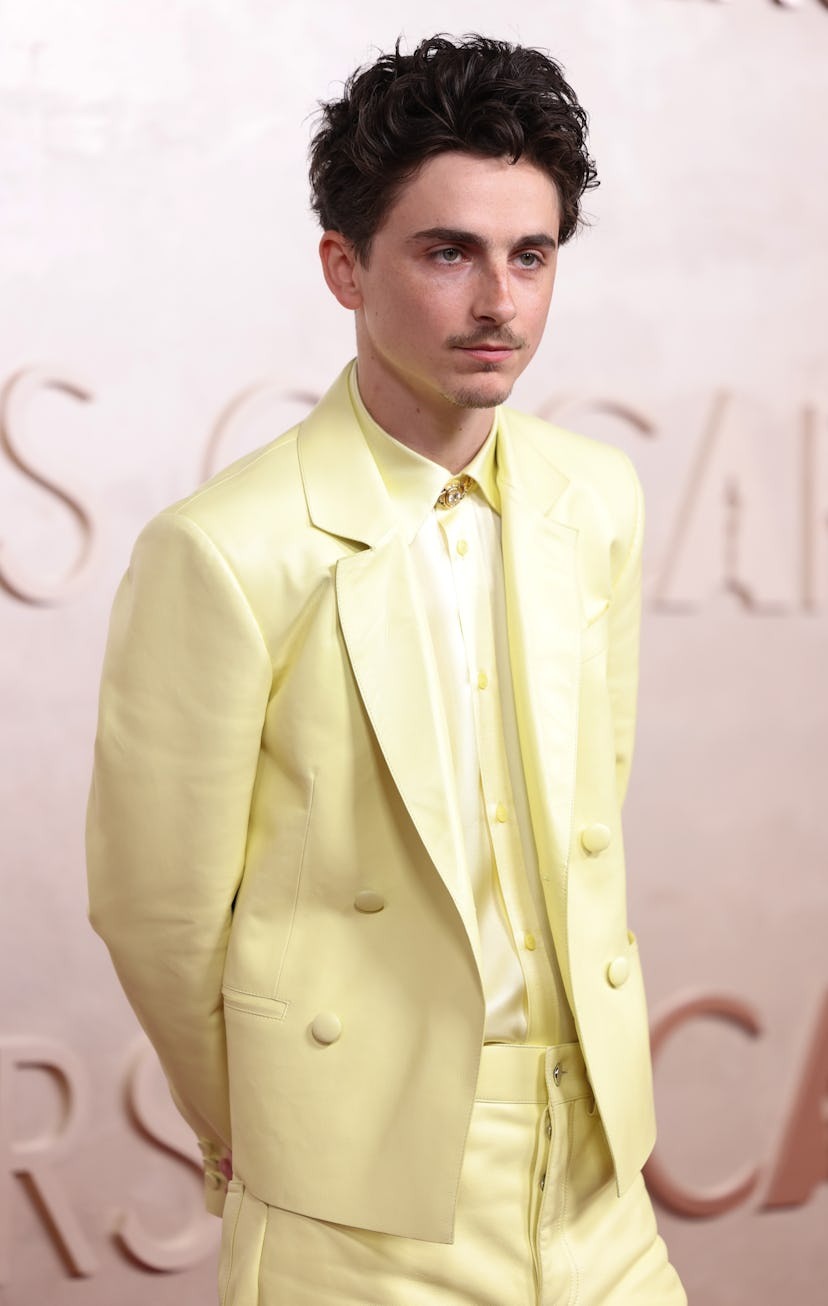 Bùng binh tình ái tay 3 hot nhất Oscar 2025: Timothée hôn Kylie không nóng bằng BTC lợi dụng tình cũ Lily!- Ảnh 5. Bùng binh tình ái tay 3 hot nhất Oscar 2025: Timothée hôn Kylie không nóng bằng BTC lợi dụng tình cũ Lily!- Ảnh 5.