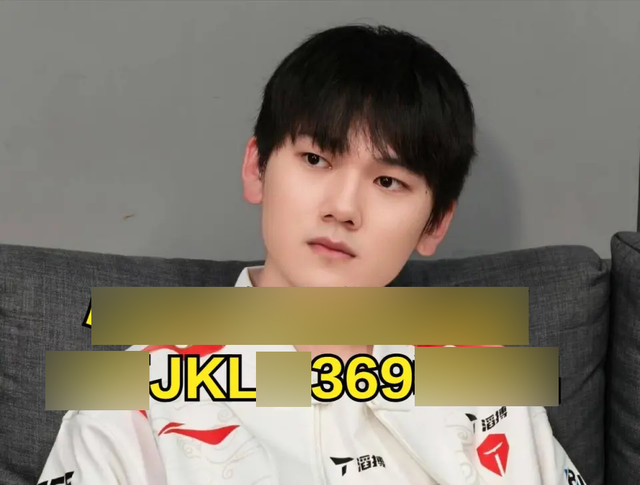 Đại diện LPL rơi vào khủng hoảng thực sự, HLV cũng