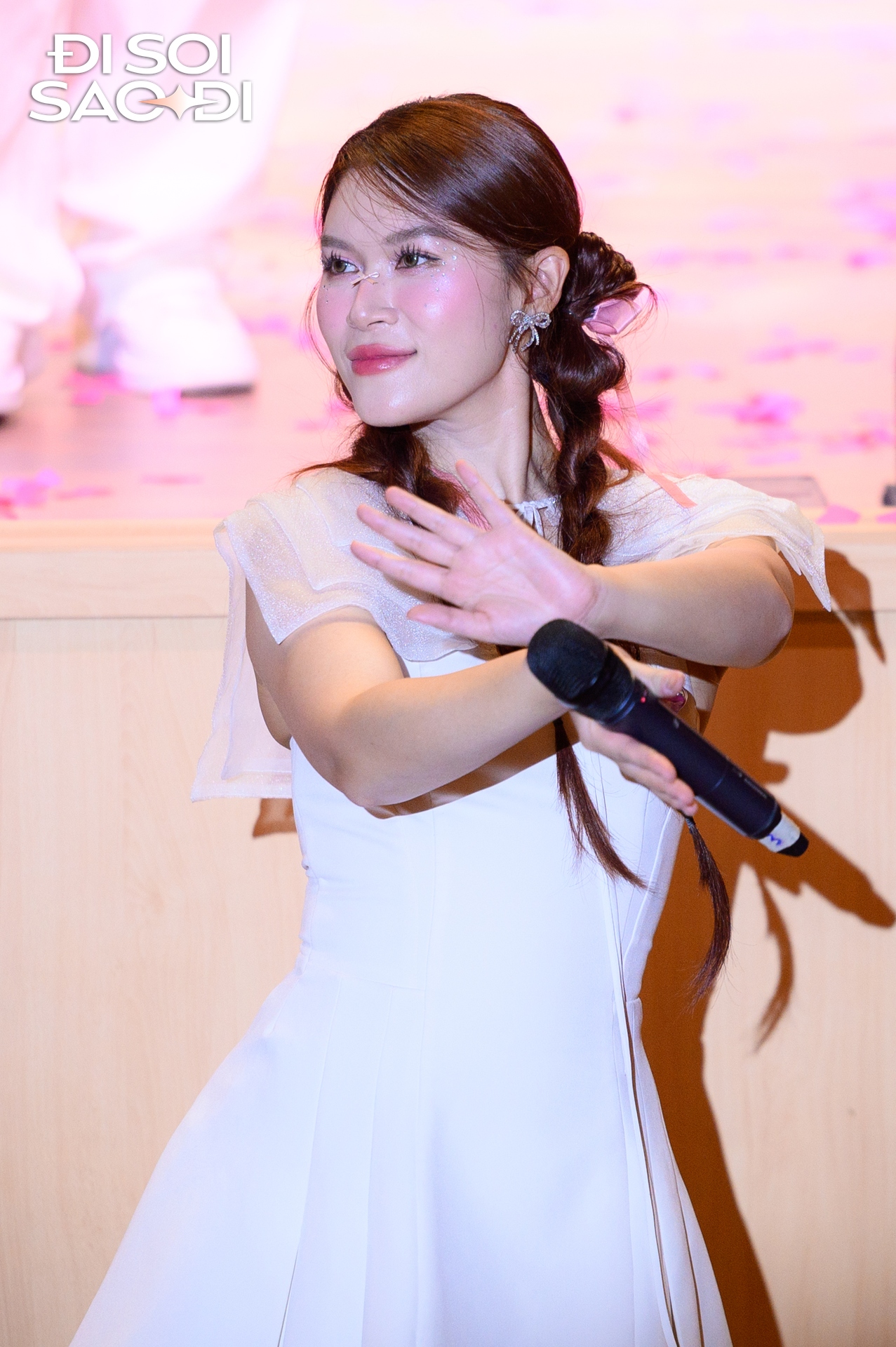 Ngọc Thanh Tâm công khai thân mật với Ngọc Thanh Tâm công khai thân mật với