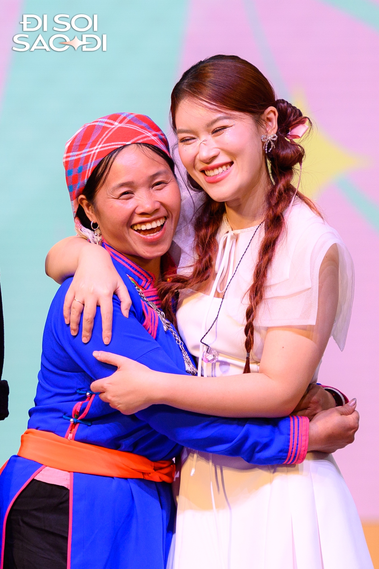 Ngọc Thanh Tâm công khai thân mật với Ngọc Thanh Tâm công khai thân mật với