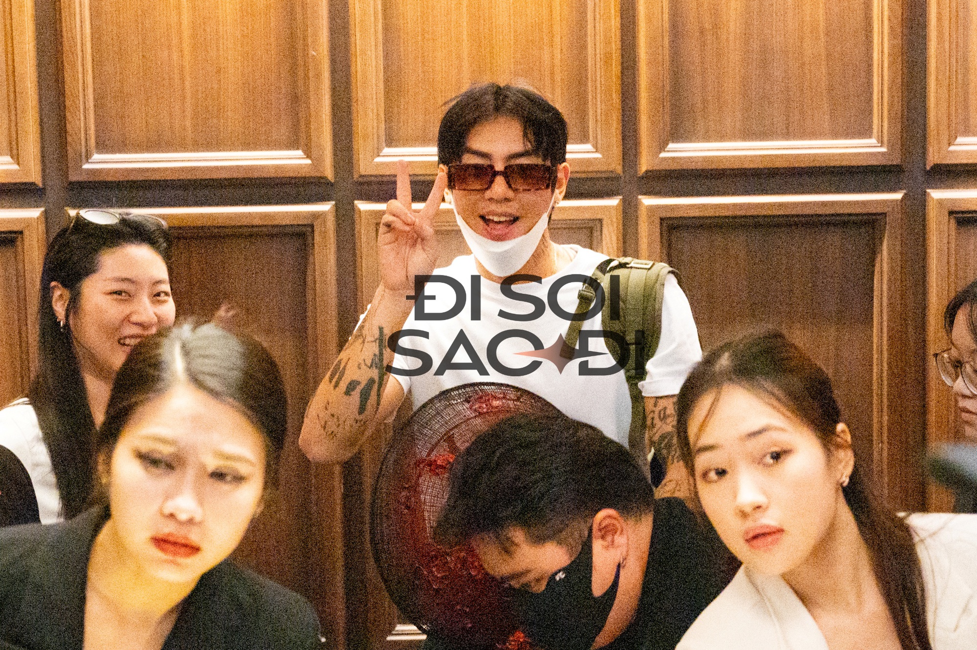 ltr7088fd-1755841142085-1755841142317652661946 "Trai đẹp khiến cả sân Mỹ Đình phát cuồng" DPR Ian đội nón lá trở lại Việt Nam, biển fan chào đón "rể Việt" gây choáng! ltr7088fd 1755841142085 1755841142317652661946