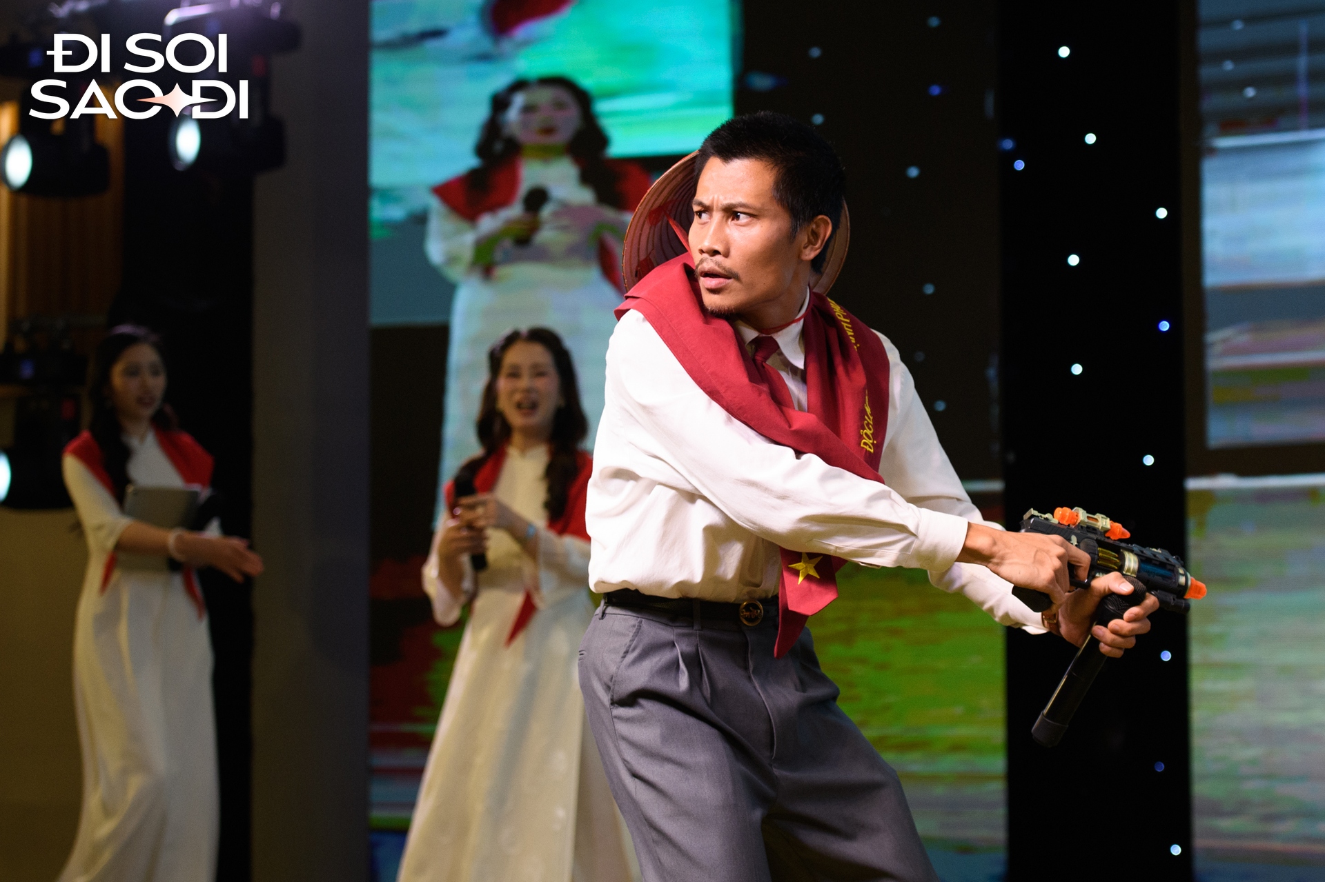 "Anh Tạ" Phương Nam: Sau 10 năm không ai biết, giờ trên đường cũng đã có người nhận ra tôi ltr89340005 17591151230002087792249 1759121505232 1759121505484511682402