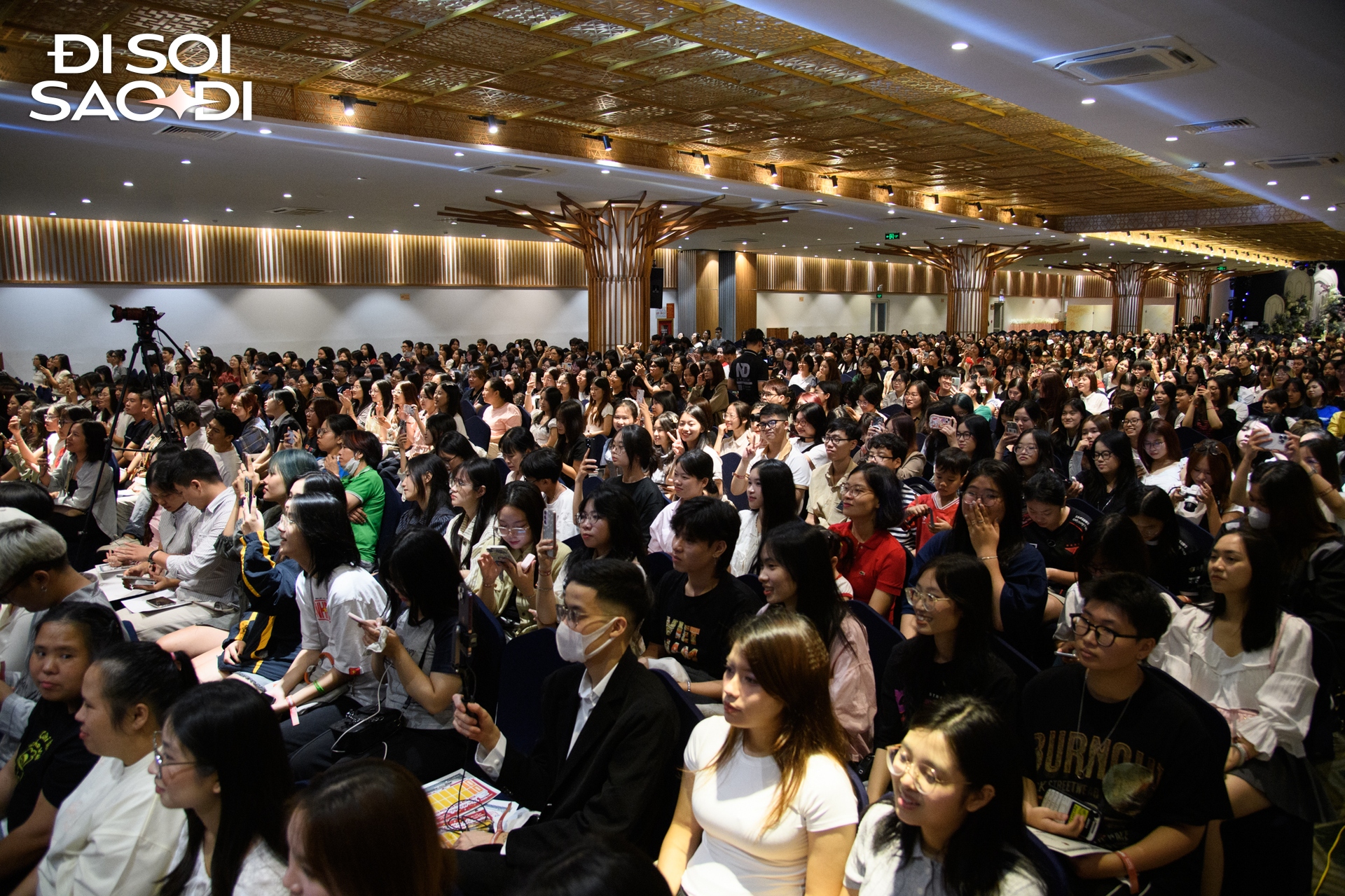 "Anh Tạ" Phương Nam: Sau 10 năm không ai biết, giờ trên đường cũng đã có người nhận ra tôi ltr92070001 1759115123461182023572 1759121508768 17591215099182118790182