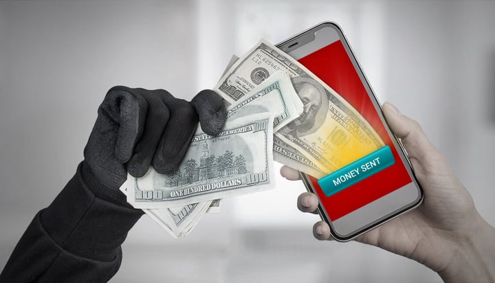 Bị dọa có clip nóng, người đàn ông hoảng loạn gửi 547 triệu đồng cho kẻ lừa đảo- Ảnh 1. Bị dọa có clip nóng, người đàn ông hoảng loạn gửi 547 triệu đồng cho kẻ lừa đảo- Ảnh 1.