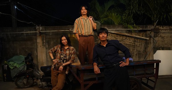 Cuối cùng cũng có phim Việt giải cứu phòng vé: Chưa chiếu đã chiếm top 1, bom tấn Hollywood cũng phải hít khói 28 Cuối cùng cũng có phim Việt giải cứu phòng vé: Chưa chiếu đã chiếm top 1, bom tấn Hollywood cũng phải hít khói luc0093820251023103838 17629277835391443195562 1762933965754 17629339666512133001350 56 0 1103 2000 crop 1762934098728418111624jpg