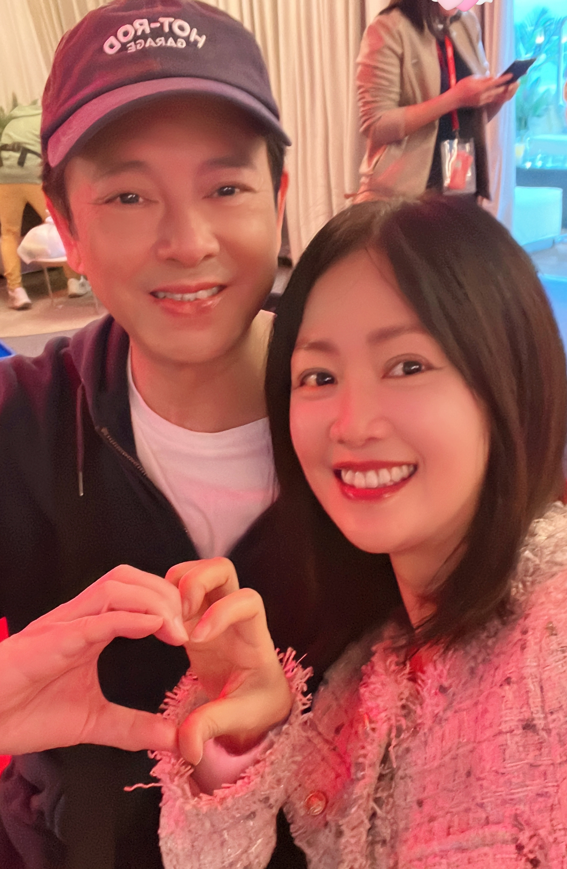 Chúc Anh Đài đẹp nhất màn ảnh U60 mà ngỡ như mới 30, trẻ mãi không già nhờ phim giả tình thật- Ảnh 2.