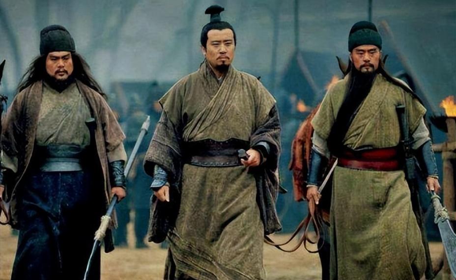 Đau đớn của Lưu Bị:Ba lần đến lều tranh mời Gia Cát Lượng, lại bỏ lỡ hai kỳ tài đủ sức đổi vận Thục Hán- Ảnh 1.