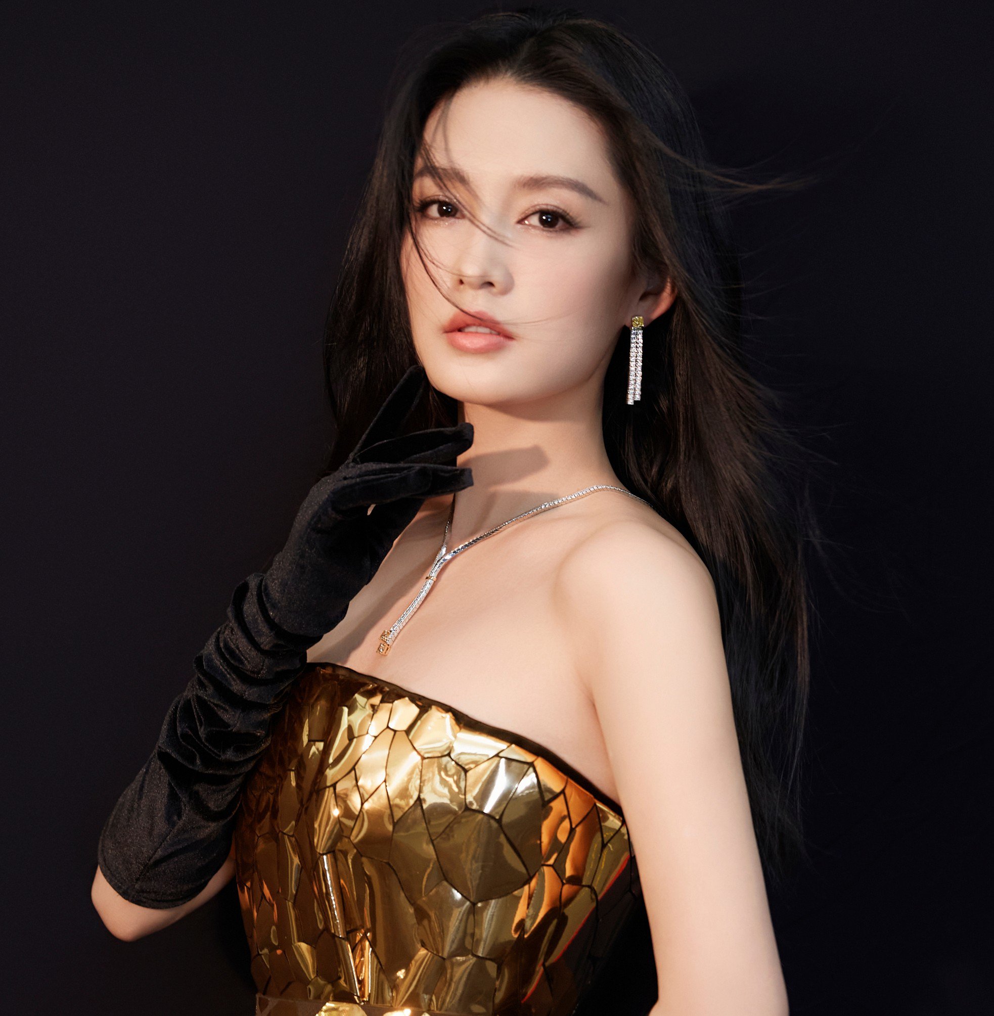 Lý Thấm là ngôi sao bị