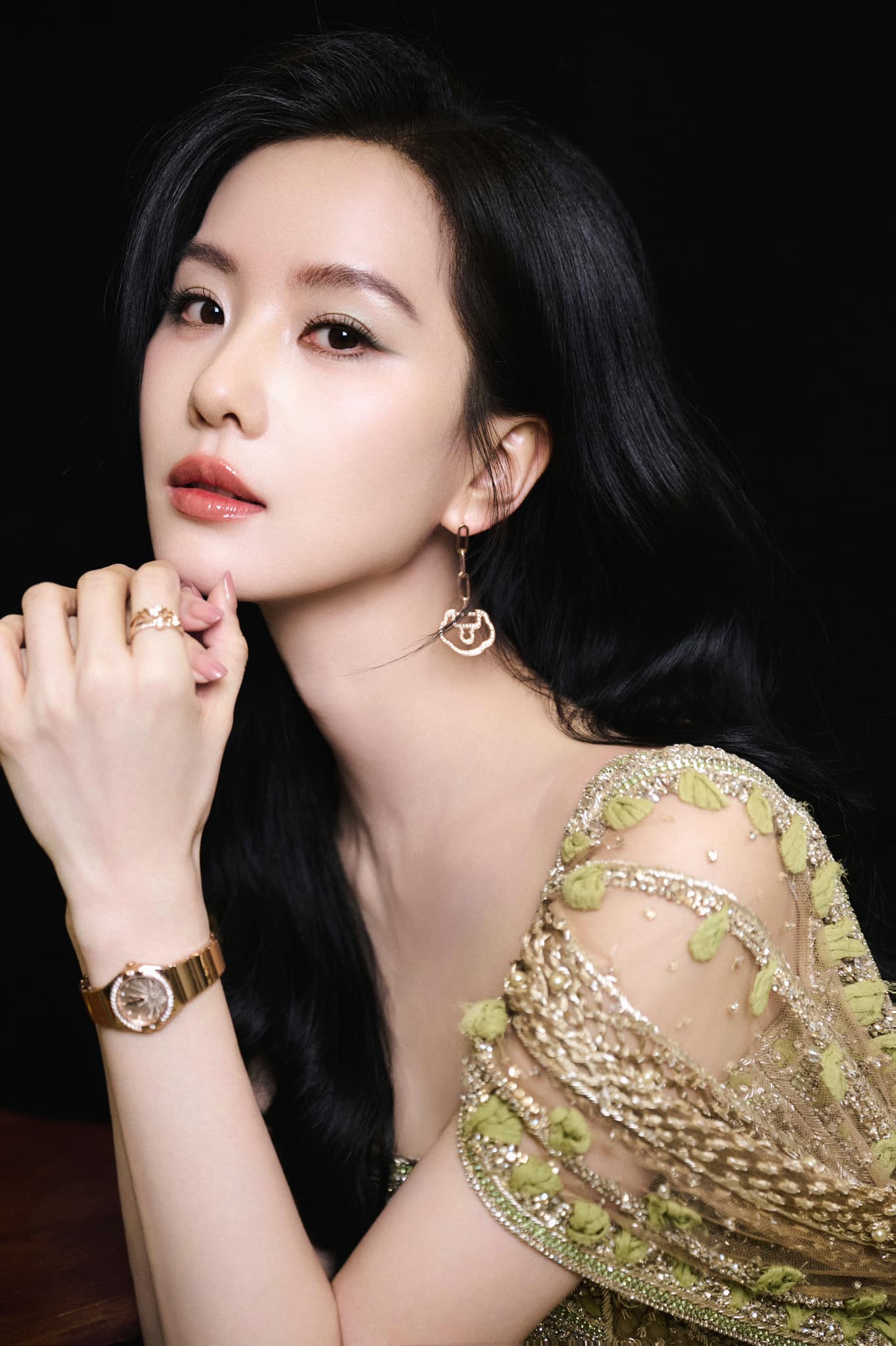 Nhan sắc giả dối của bản sao Lưu Diệc Phi- Ảnh 1. Nhan sắc giả dối của bản sao Lưu Diệc Phi- Ảnh 1.