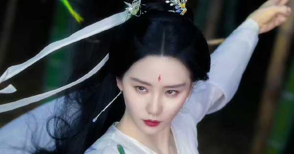 Phim cổ trang chưa chiếu đã bị chê nát nước, nữ chính đẹp mê mẩn nhưng ai nhìn cũng thấy mỏi cổ 28 Phim cổ trang chưa chiếu đã bị chê nát nước, nữ chính đẹp mê mẩn nhưng ai nhìn cũng thấy mỏi cổ luu thi thi3 1745417238704368367451 186 0 751 1080 crop 174541727217360014731jpg