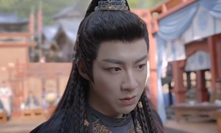 Thảm họa cổ trang lột xác thành công nhất- Ảnh 4.