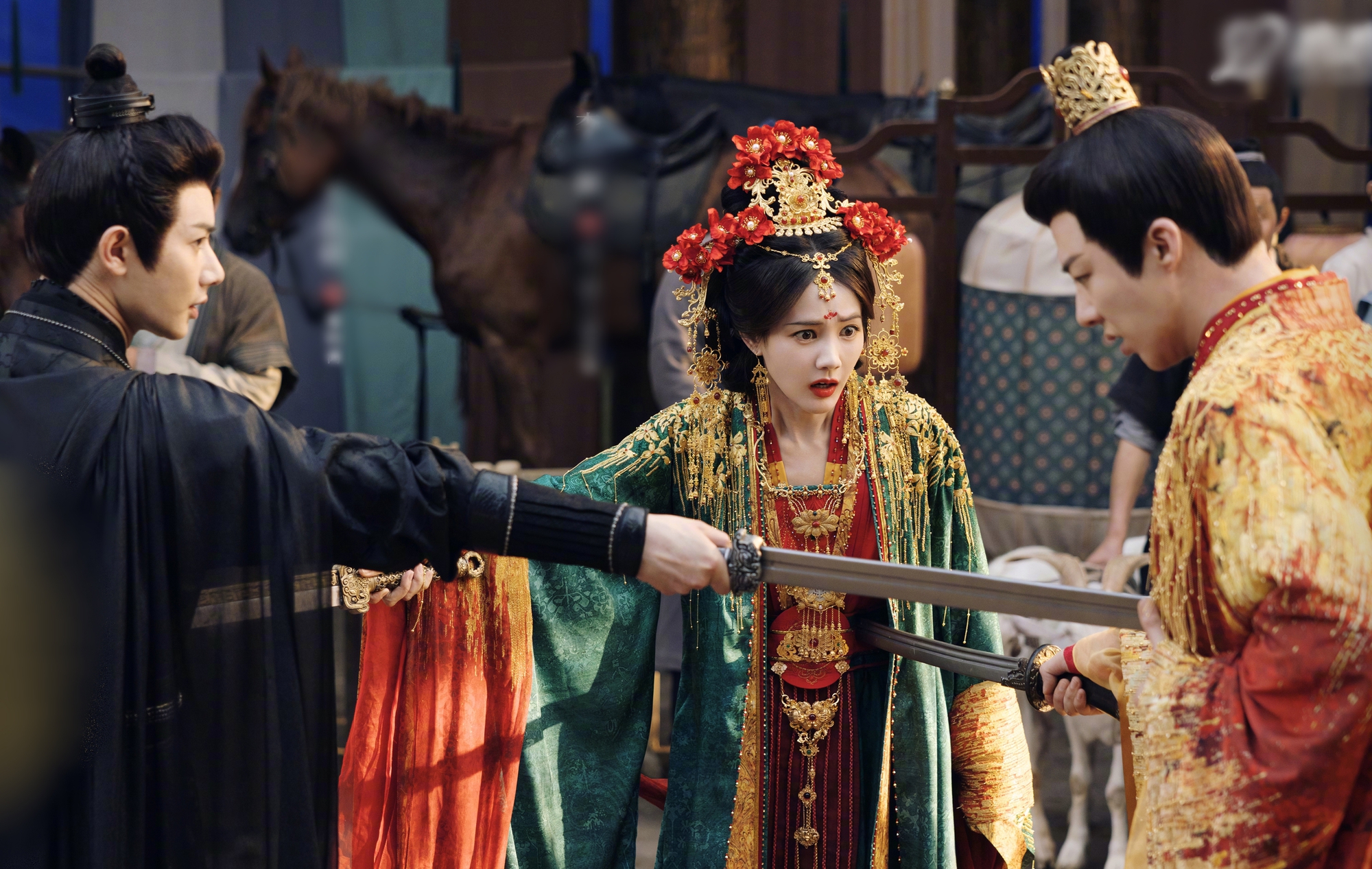 Phim Hoa ngữ vừa chiếu đã được cả MXH khen nức nở: Nữ chính vừa đẹp vừa điên, cứ nhìn mặt là