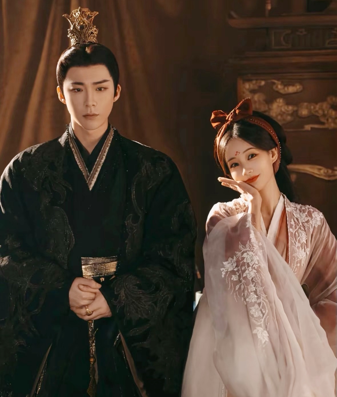 Phim Hoa ngữ vừa chiếu đã được cả MXH khen nức nở: Nữ chính vừa đẹp vừa điên, cứ nhìn mặt là