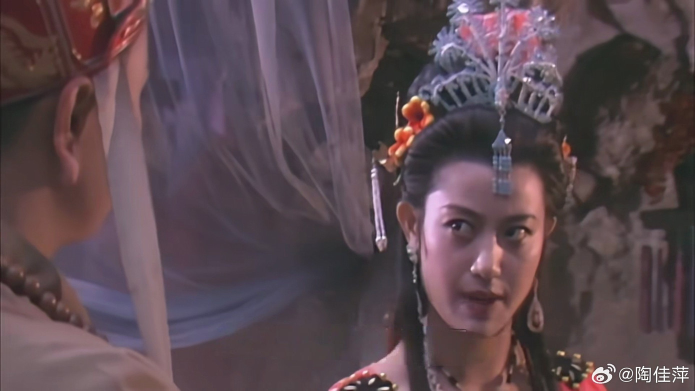 Nữ yêu quái mạnh nhất 'Tây du ký 1986' giờ ra sao?- Ảnh 2. Nữ yêu quái mạnh nhất 'Tây du ký 1986' giờ ra sao?- Ảnh 2.