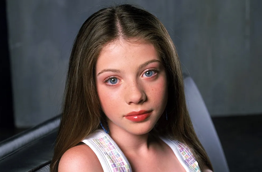 Bộ phim 18+ nóng bỏng nhất sự nghiệp của mỹ nhân Gossip Girl vừa qua đời- Ảnh 4. Bộ phim 18+ nóng bỏng nhất sự nghiệp của mỹ nhân Gossip Girl vừa qua đời- Ảnh 4.