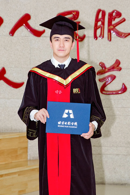 Dàn sao đình đám rủ nhau đi học tiến sĩ, quyết không Dàn sao đình đám rủ nhau đi học tiến sĩ, quyết không