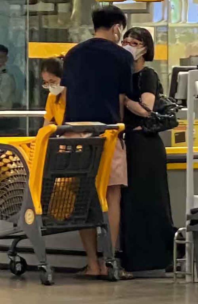 Miu Lê và Nam Vlog bị