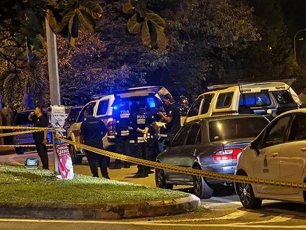 Đang ăn tối ở nhà hàng, người đàn ông ở Malaysia bỏ chạy khi 2 chiếc ô tô dừng trước cửa nhưng bị bắn tử vong- Ảnh 2.