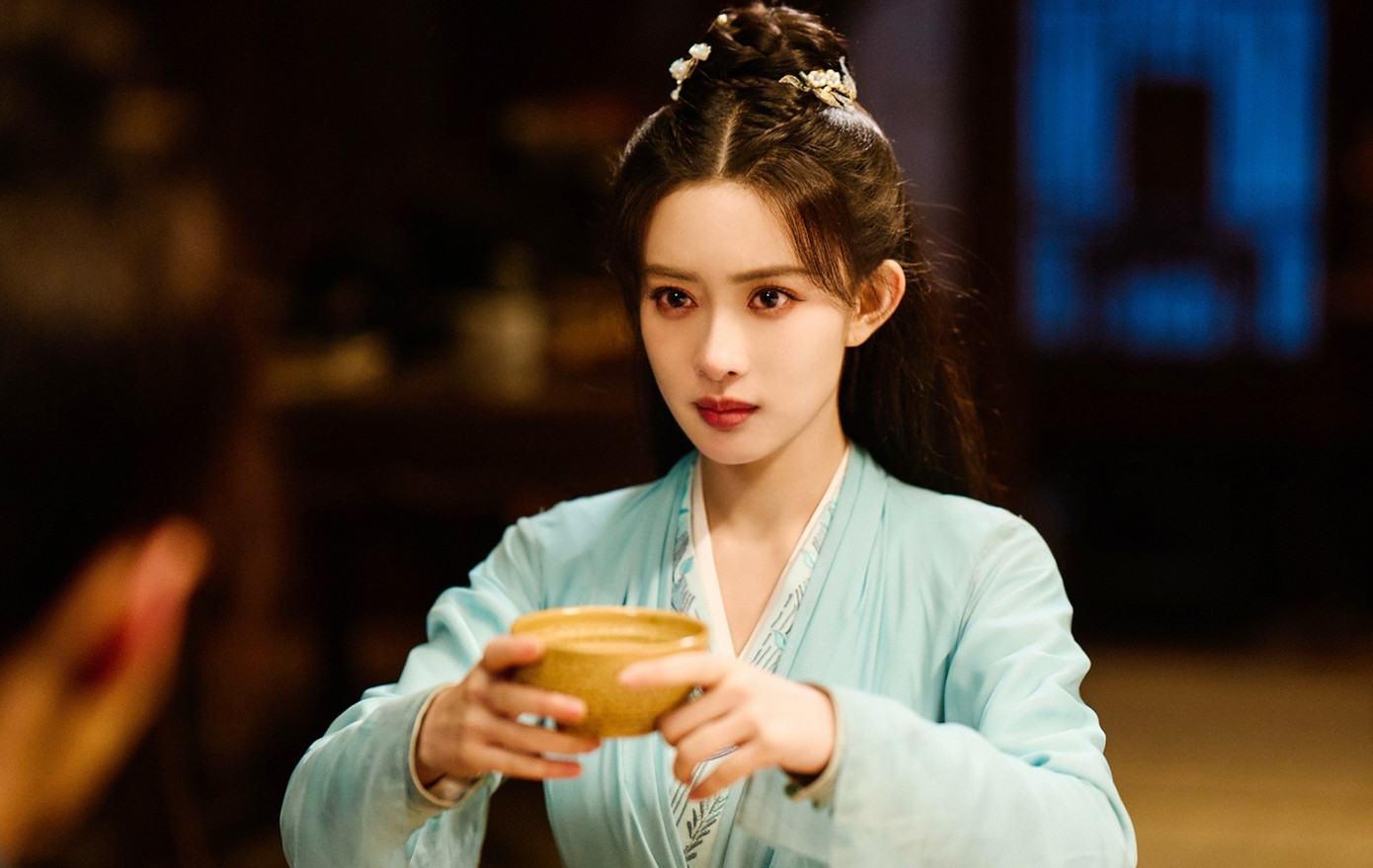 'Mai Siêu Phong' 2025 gây ấn tượng- Ảnh 8. 'Mai Siêu Phong' 2025 gây ấn tượng- Ảnh 8.