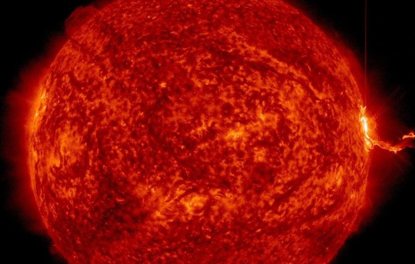 Sắp xảy ra đợt bão từ mới tác động đến hệ thống công nghệ toàn cầu- Ảnh 2.