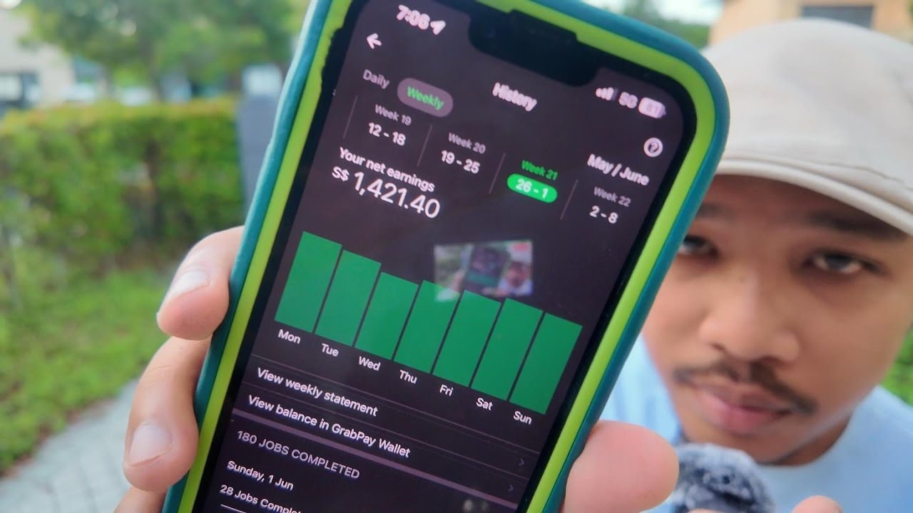 Làm từ 7 giờ sáng tới 2 giờ chiều, kiếm hơn 4 triệu đồng/ngày, shipper Grab gây bão khi sống trong biệt thự, bí quyết kiếm tiền gói gọn trong 2 chữ- Ảnh 1.