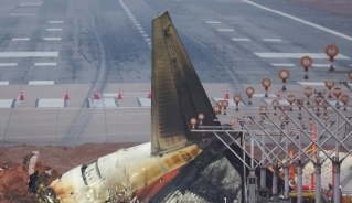 Hàn Quốc hoàn tất nhận dạng 179 nạn nhân trong vụ tai nạn máy bay của Jeju Air- Ảnh 2.