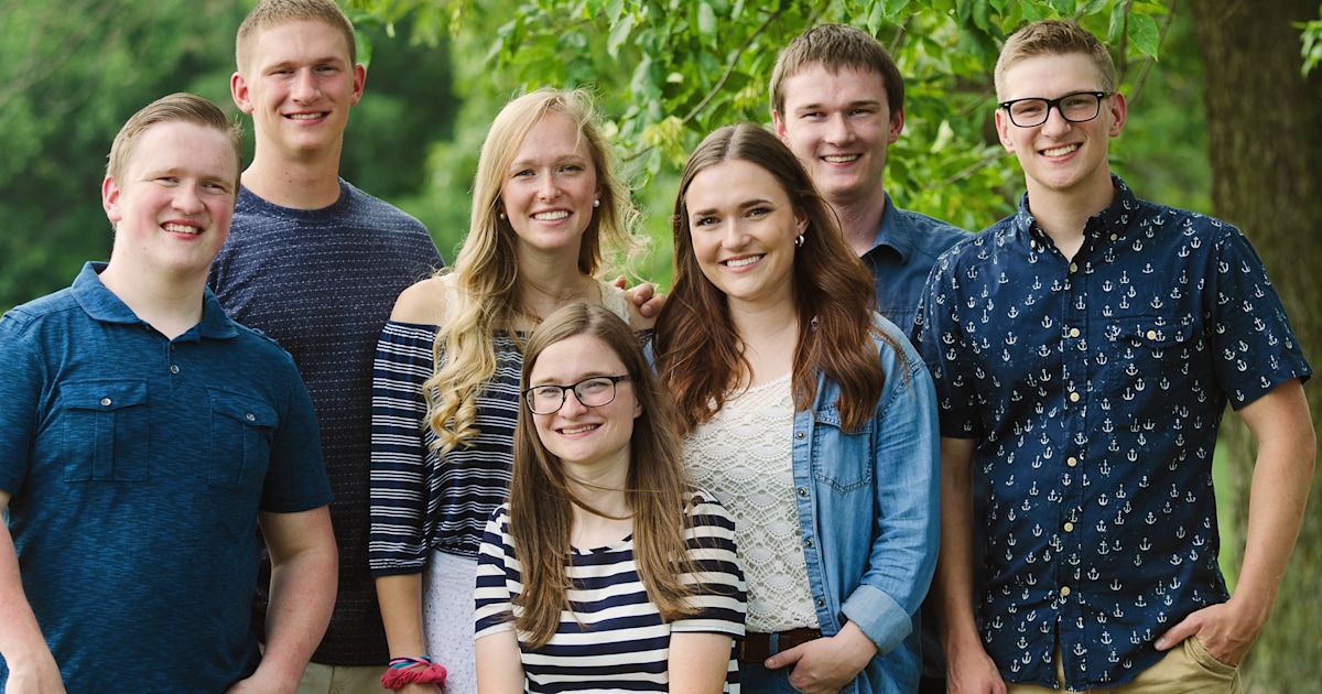 Những đứa trẻ trong ca sinh 7 kỷ lục thế giới bây giờ ra sao?- Ảnh 3.