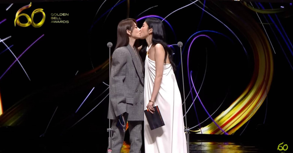 Sốc nhất Kim Chung 2025: 2 mỹ nhân hôn nhau sau khi giật tóc trên thảm đỏ md 3ec25ed1d812ea624aed9de0c408caca 17608386629531901676466 1760847590646 1760847591609582387679 0 0 449 858 crop 1760847789440700100772png