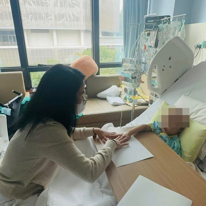 Thêm 1 sao Việt tung tin nhắn,