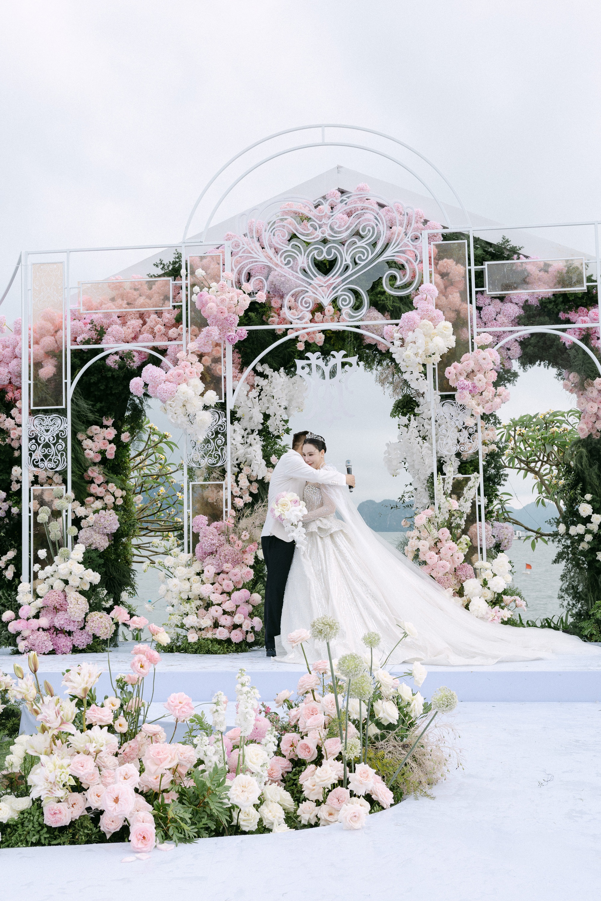 CỰC HOT: Hồ Quỳnh Hương xác nhận đã có con trai 2 tuổi!- Ảnh 2.