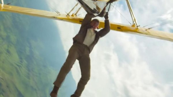 Tom Cruise Ở Tuổi 62 Vẫn Treo Mình Lơ Lửng Trên Máy Bay Trong Trailer Của Mission Impossible 8 mi8 trailer4 ygmyjpg