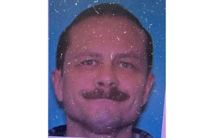 Dùng trực thăng truy tìm nghi phạm xả súng tại quán bar, 4 người thiệt mạng ở Mỹ- Ảnh 2.