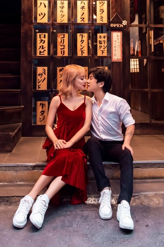 Loạt đôi Vbiz mong hỷ sự