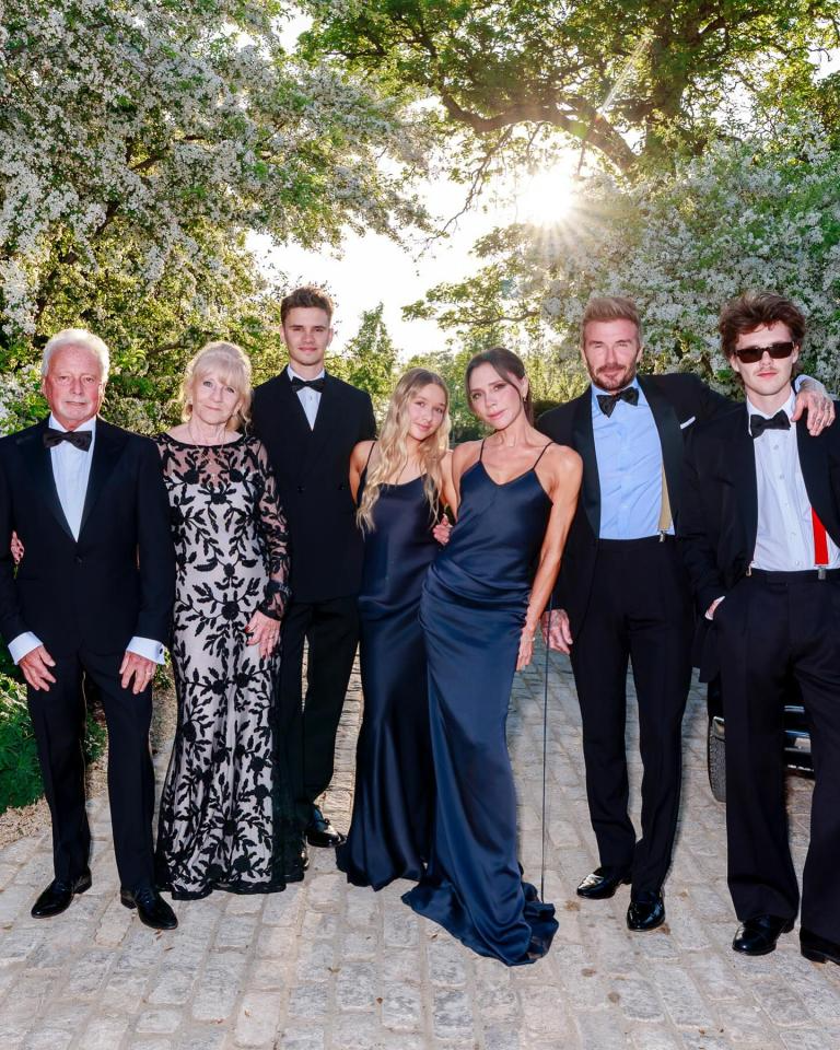 5 sự thật bị hiểu lầm về bi kịch gia tộc Beckham: Nước mắt, hình xăm và chuỗi sự kiện bị xuyên tạc- Ảnh 8.