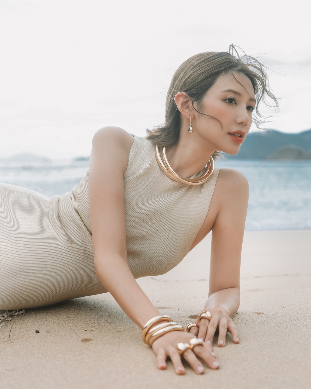 1 Hoa hậu 8X nhập viện cấp cứu vì đột ngột mất thị giác sau khi đắp mặt nạ dưỡng da- Ảnh 2.