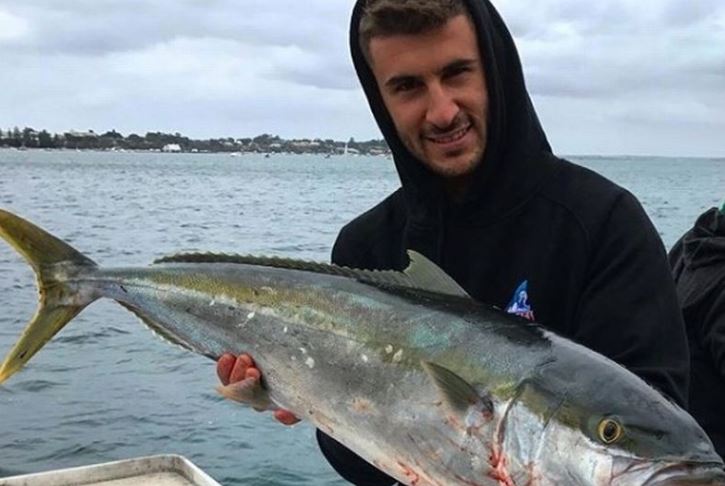 Mổ bụng cá, ngư dân sốc nặng khi phát hiện tiền mặt bên trong- Ảnh 3.