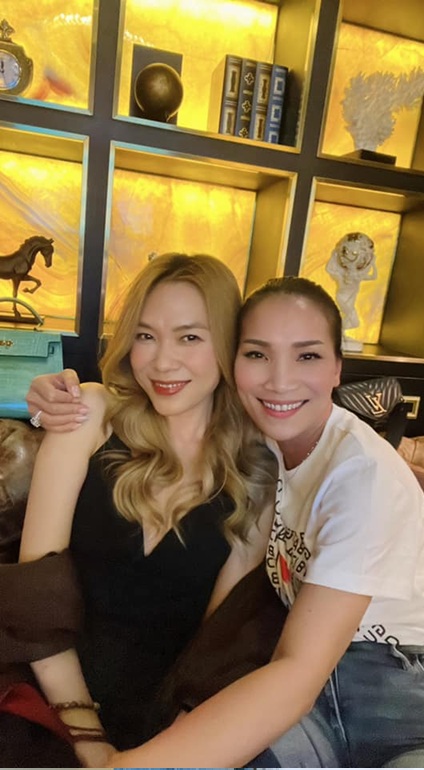 Mối quan hệ hơn 2 thập kỷ giữa Mỹ Tâm và một nữ ca sĩ ở Mỹ- Ảnh 3.